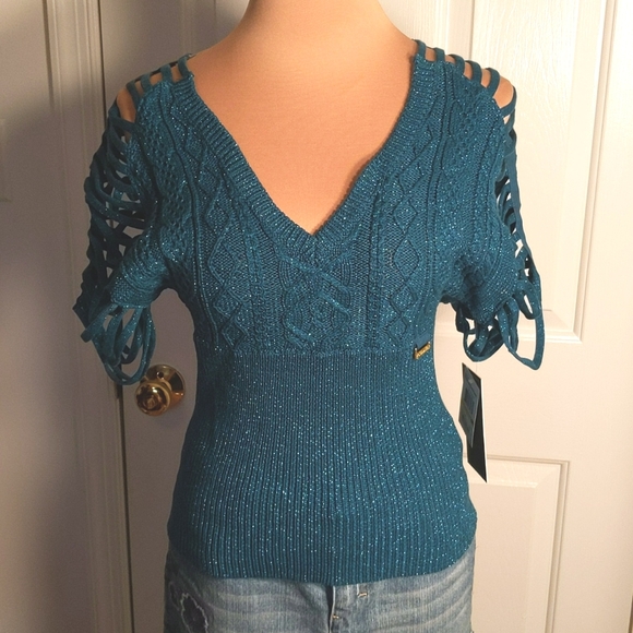 Rocawear Sweaters - ROCAWEAR  Sweater NWT